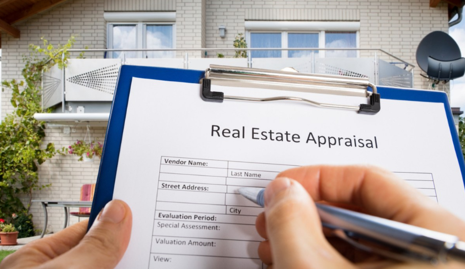 real estate appraiser